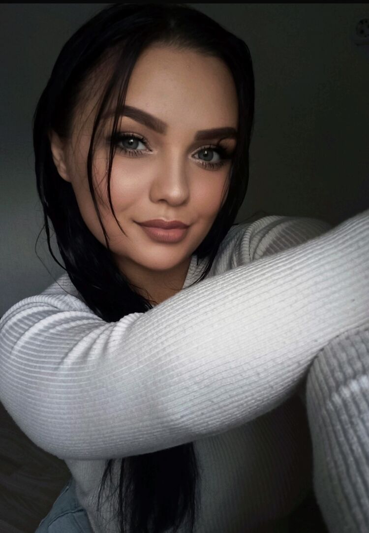  ,   Yulia, 25 ,   ,   