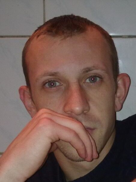  9380311  Ivan, 38 ,    