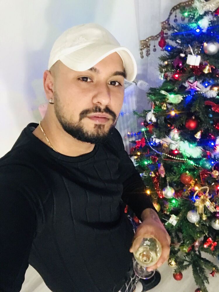  ,   Georgi, 27 ,   ,   