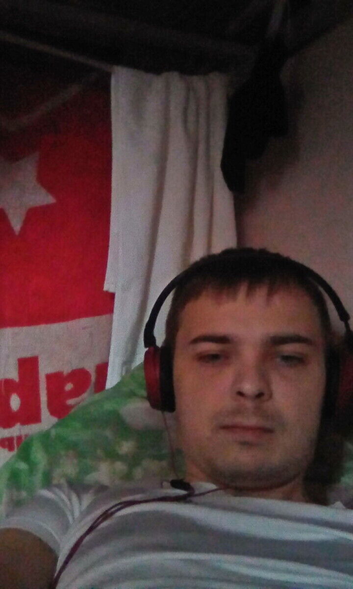  22313981  , 33 ,    
