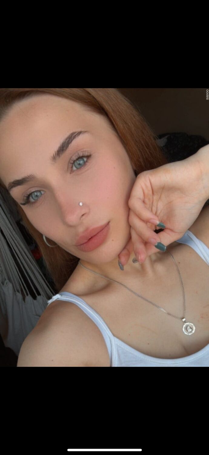  ,   Yelizaveta, 19 ,  