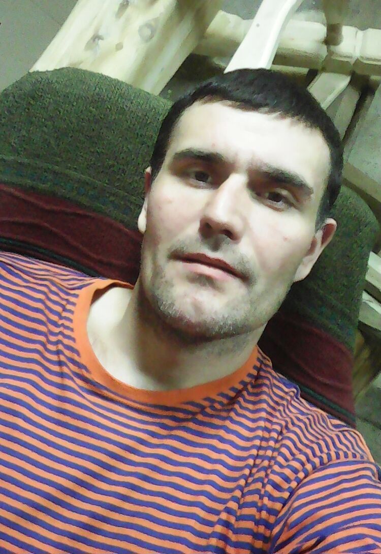   ,   Alekseu, 42 ,   ,   
