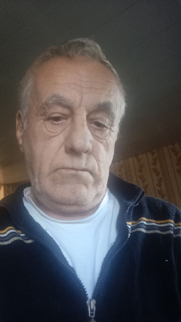  52297761  , 76 ,    