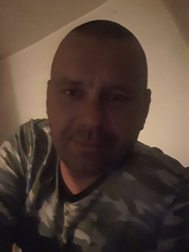  39659421  ANDREW, 42 ,    