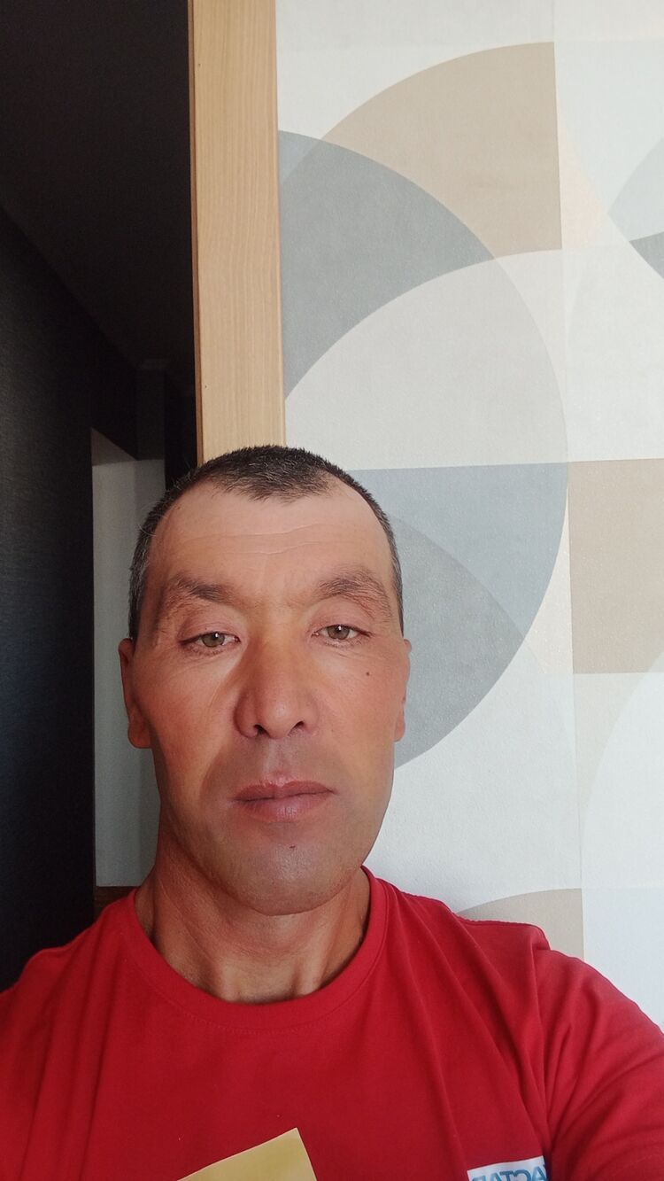  46395561  Rustam, 44 ,    -