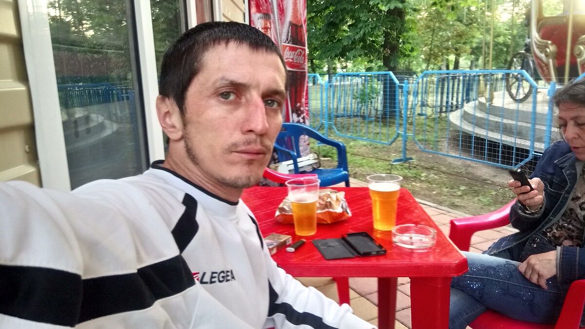  18954011  ACKEP, 39 ,    