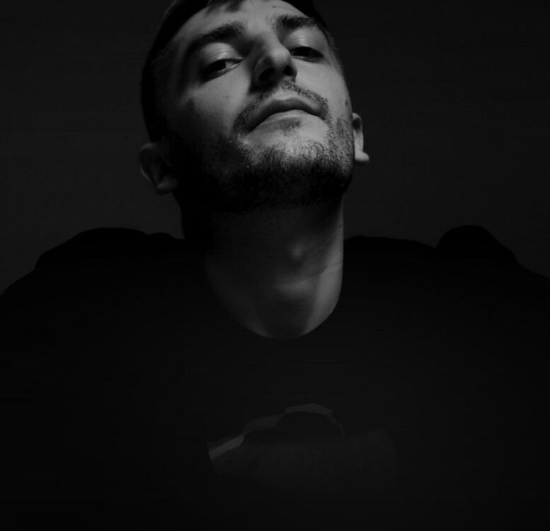  33214321  Sekasik, 20 ,    --