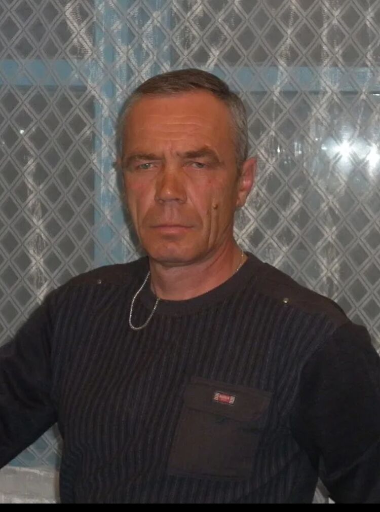  54016581  Sergei, 59 ,    