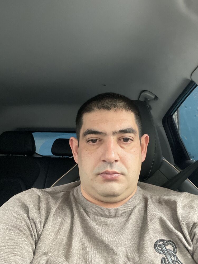  48009401  , 37 ,    