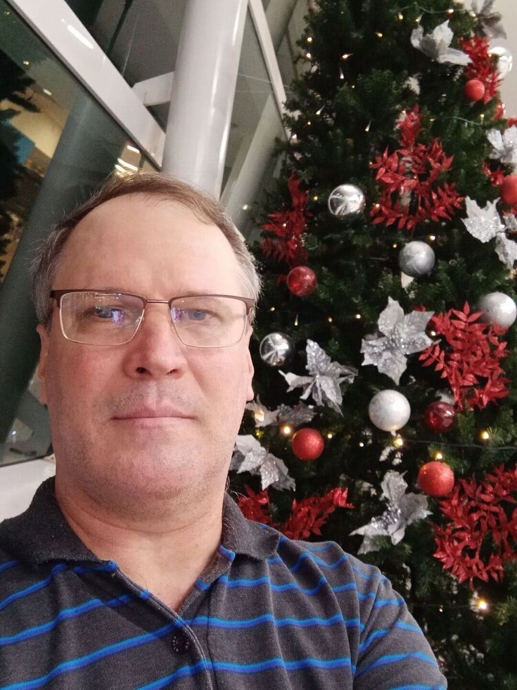  Brantford,   Vitalii, 52 ,     , c , 