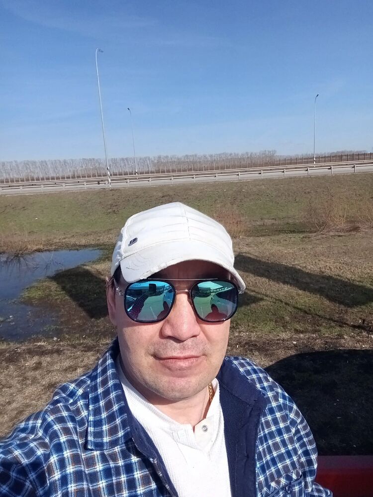  52575891   , 44 ,    