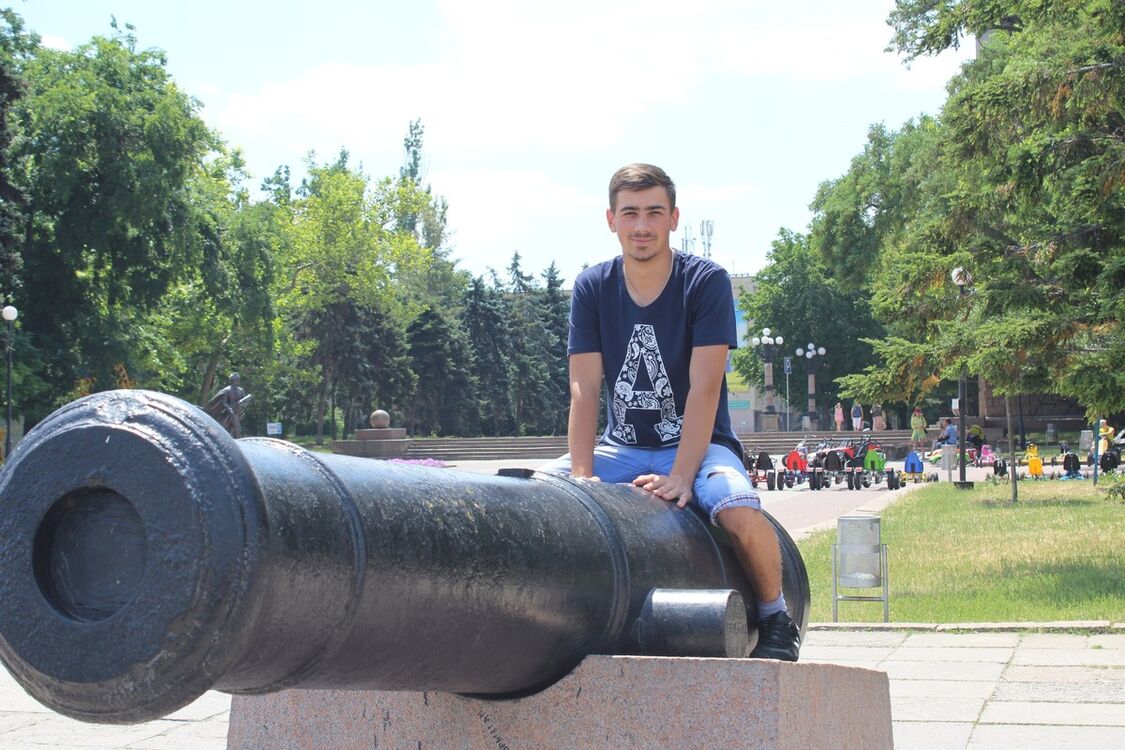  7786361  Andrei, 29 ,    