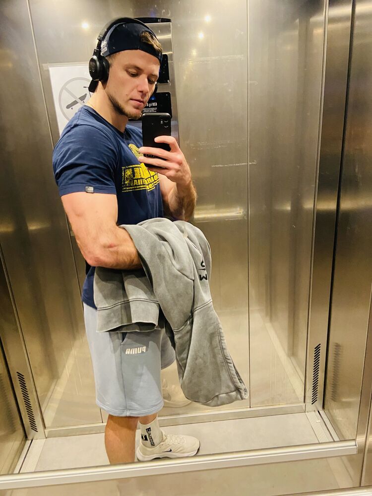  ,   , 28 ,   ,   