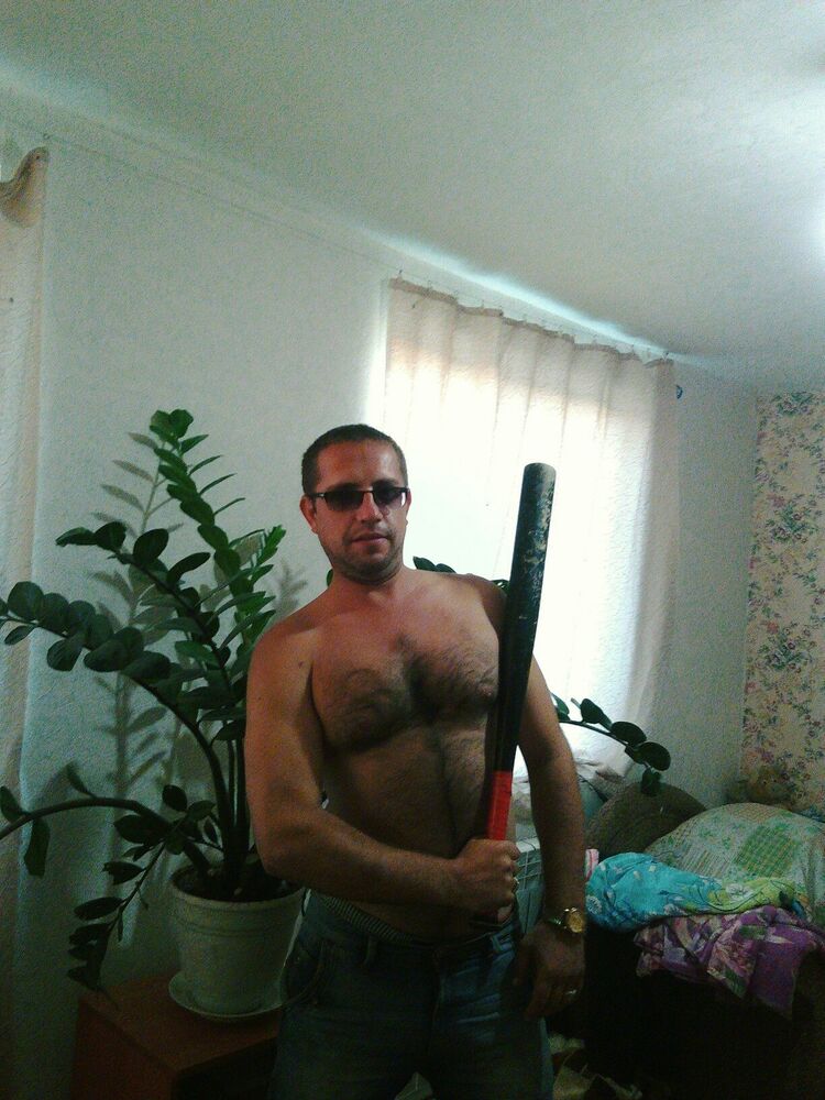  28717881  , 40 ,     
