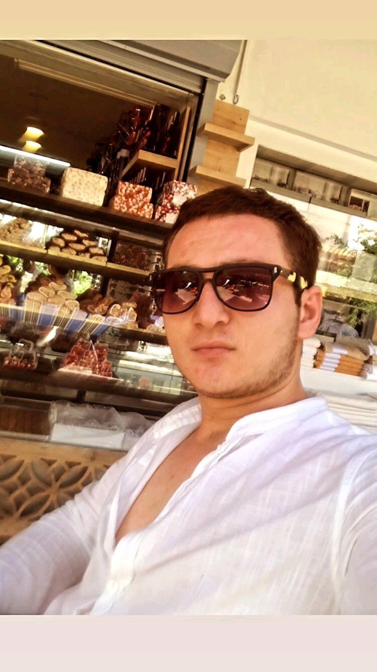  43206661  Ali, 31 ,    Alanya