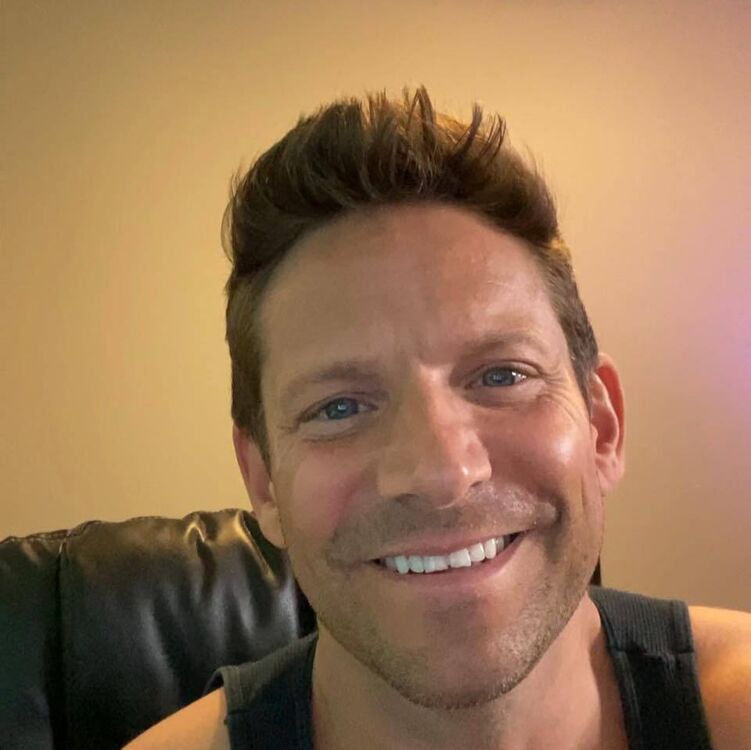 ���������� Umuahia, ���� ������� Thomas, 100 ���, ������������ ��� ������, ����� � ���������