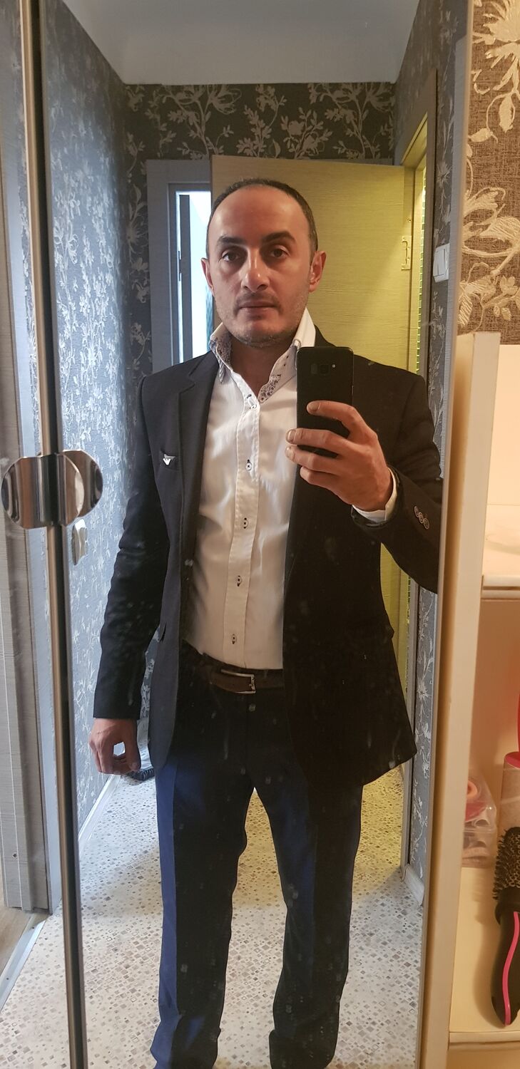  33047671  , 42 ,    