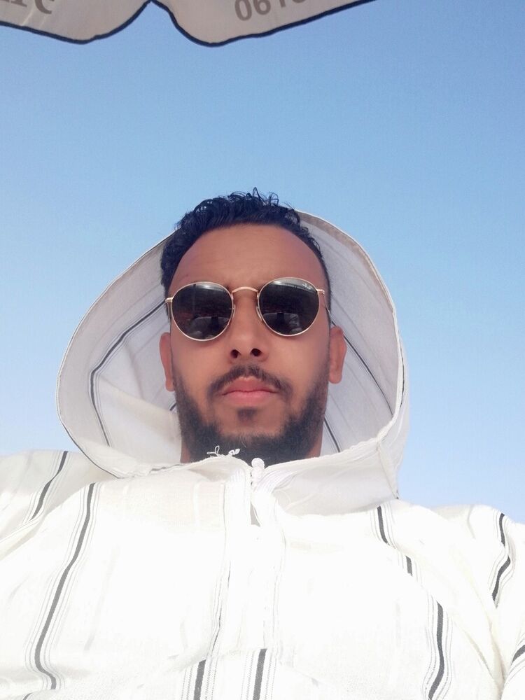  ,   Habibalah, 37 ,   ,   , c 