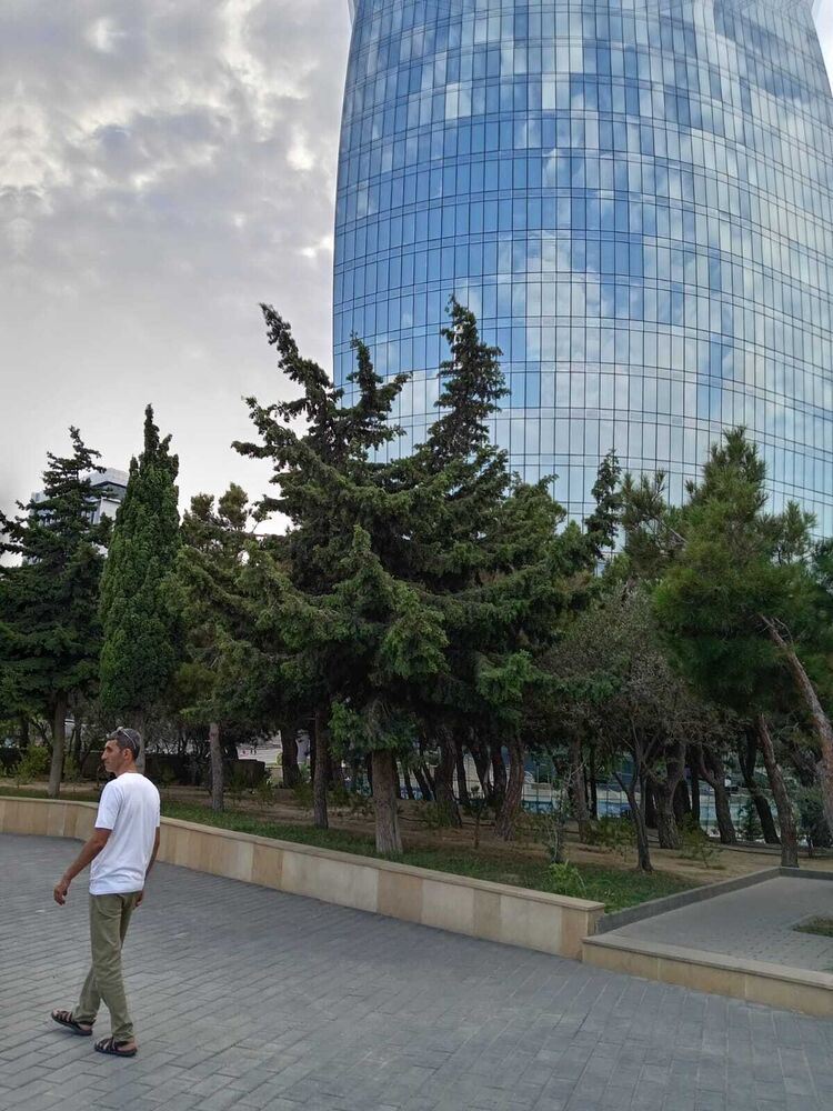  47727121  Kamil, 42 ,    