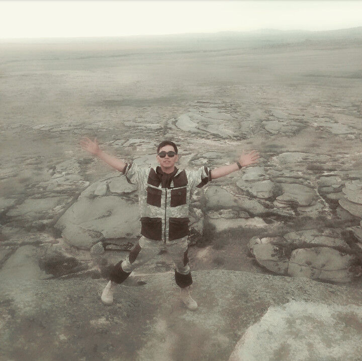  ,   Asyl, 29 ,  