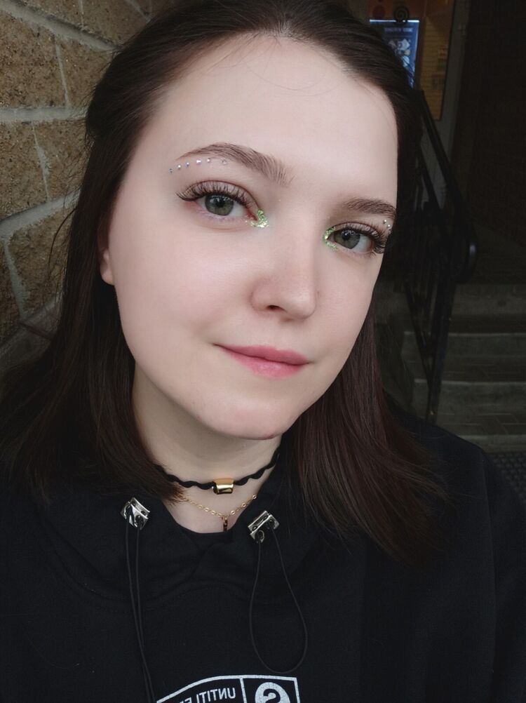  30817691  Anastasia, 28 ,    