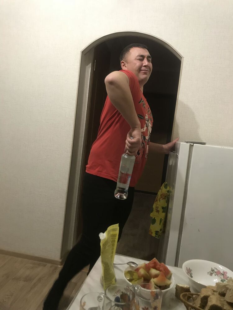  32593381  , 33 ,    