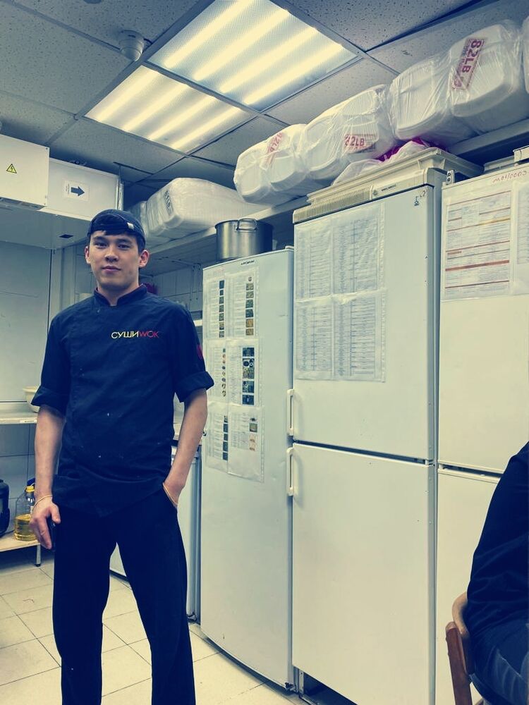  27716291  Abai, 24 ,    