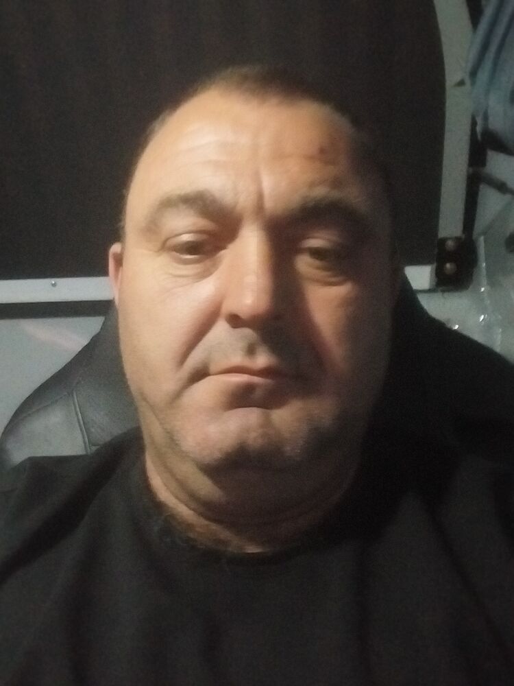  35946631  , 49 ,    