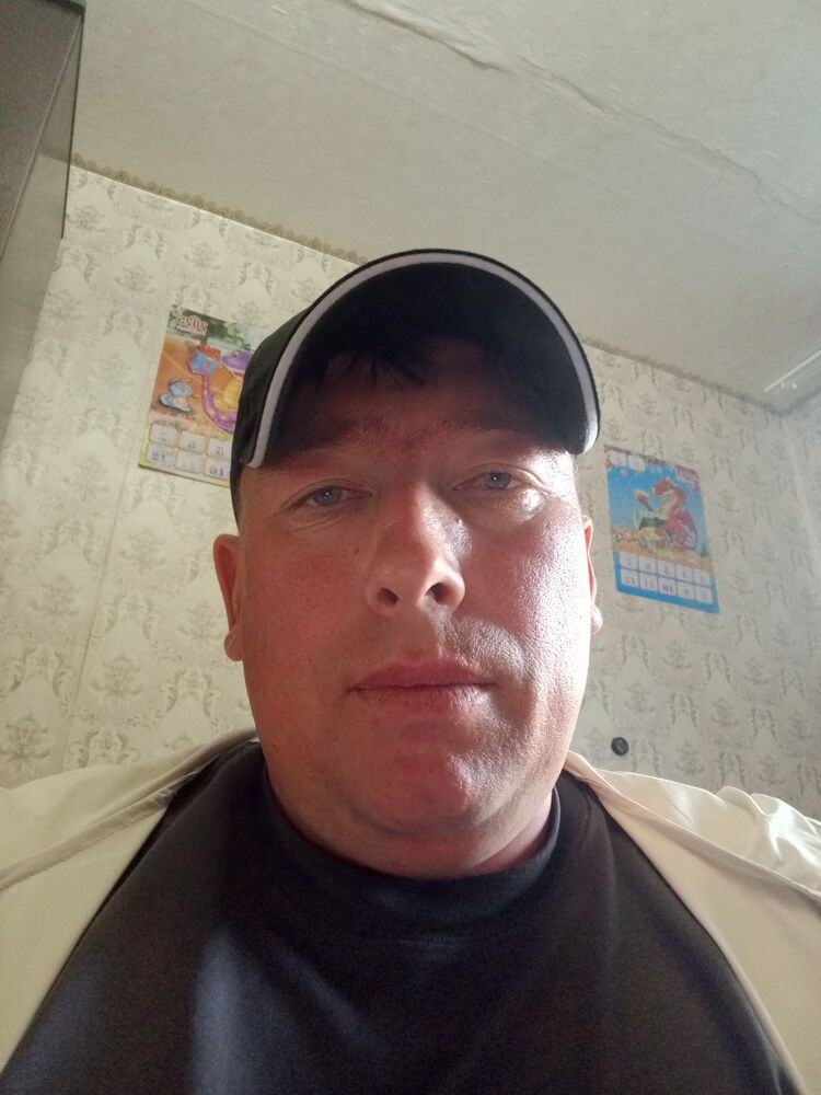  52392301  , 32 ,    