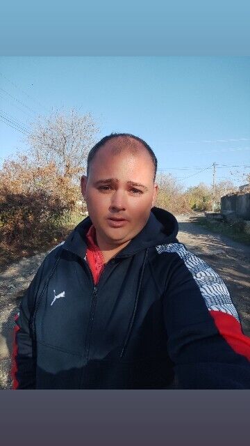  48053271  Ivan, 32 ,    