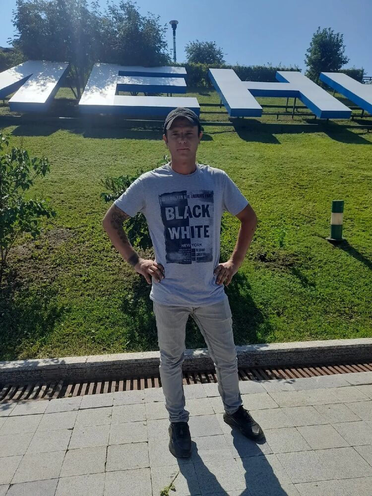  49625121  , 38 ,    
