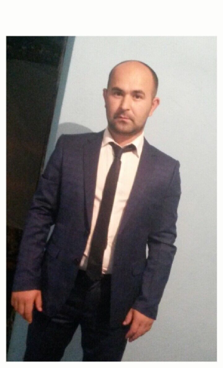  7119361  Behnam, 38 ,    