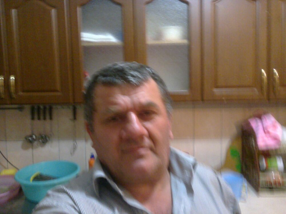  28088561  , 46 ,    