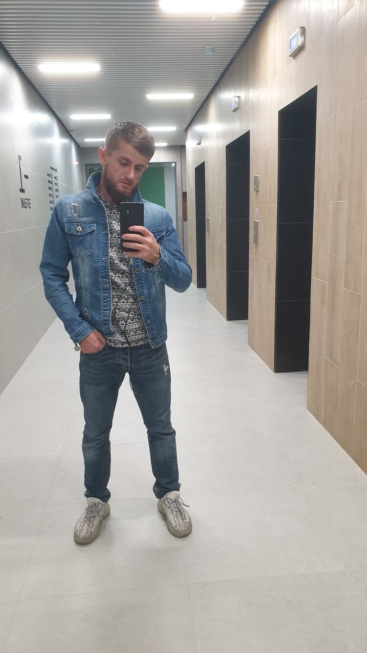  47826491  , 35 ,    