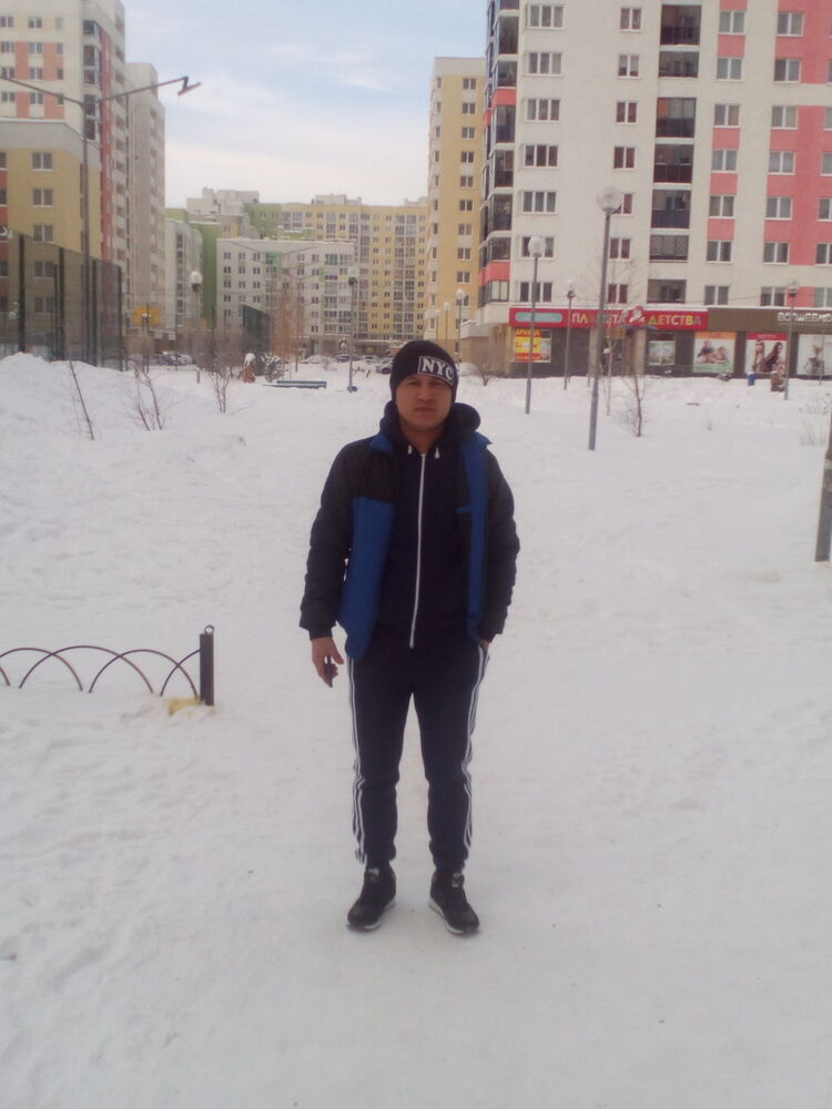 ���� 9831681 ������� ������, 32 ����, ���� ���������� � �������������