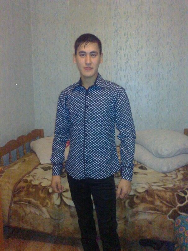  4242441  Asreri, 33 ,    