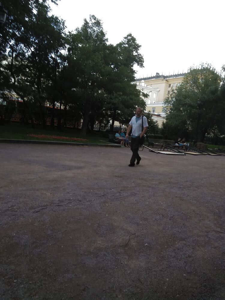  52657941  Volo vlad, 44 ,    