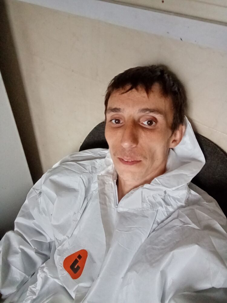  48555321  Medok, 37 ,    