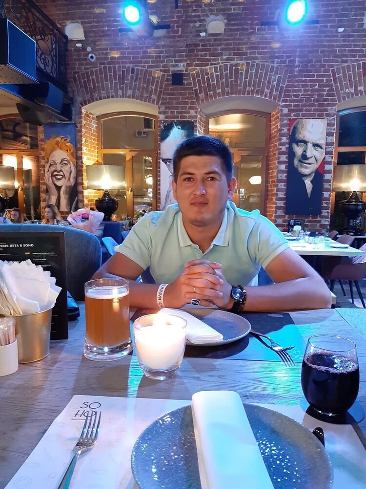  ,   Jonibek, 32 ,   ,   , c 