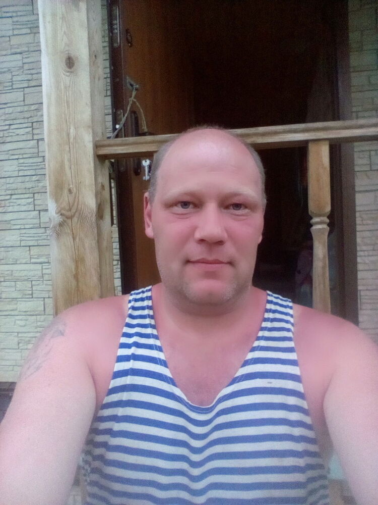  9615671  Alexei, 51 ,    