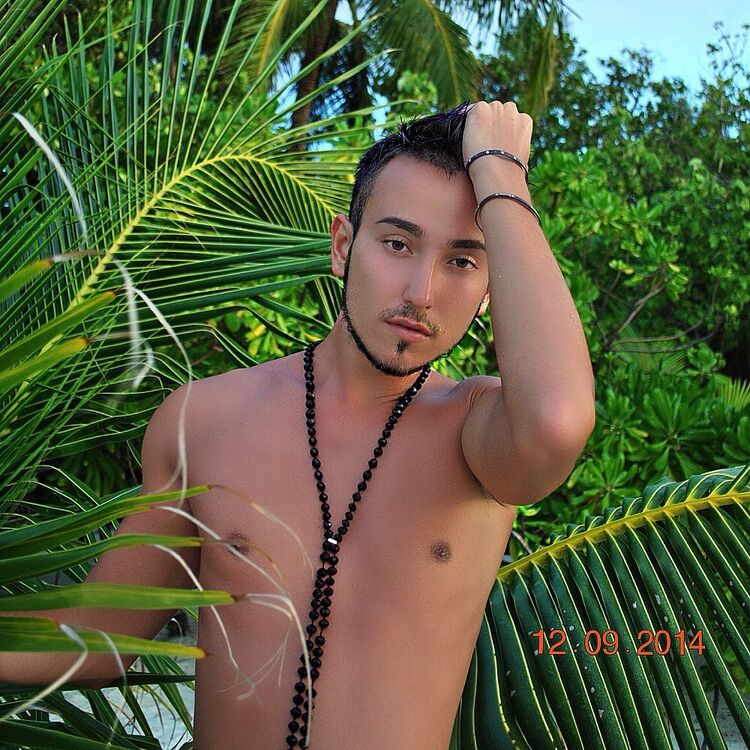  ,   Diamond, 31 ,   