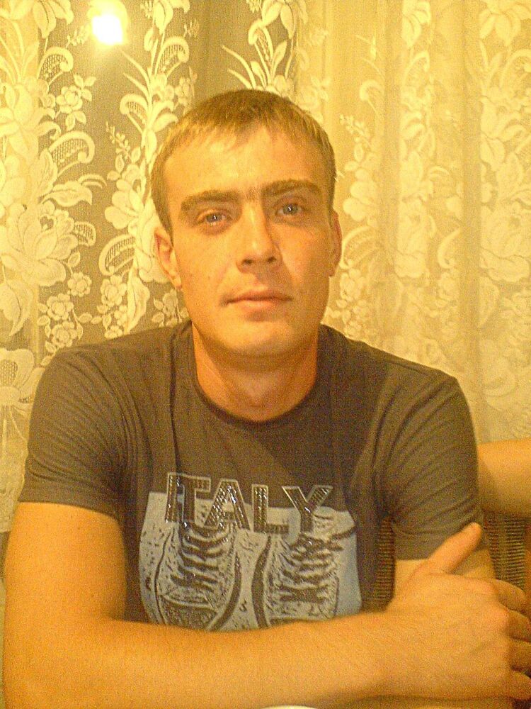  46711001  Sergey, 39 ,    