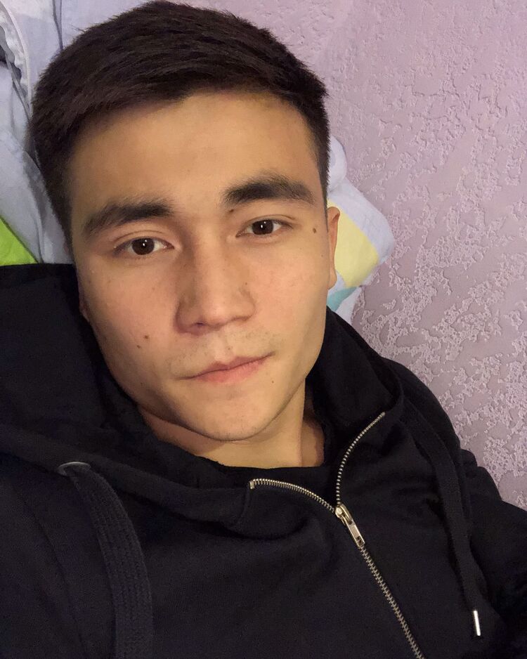  33018291  , 28 ,    