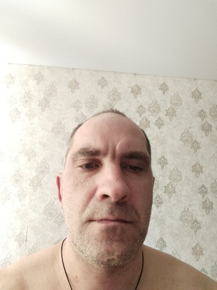  42898731  , 45 ,    