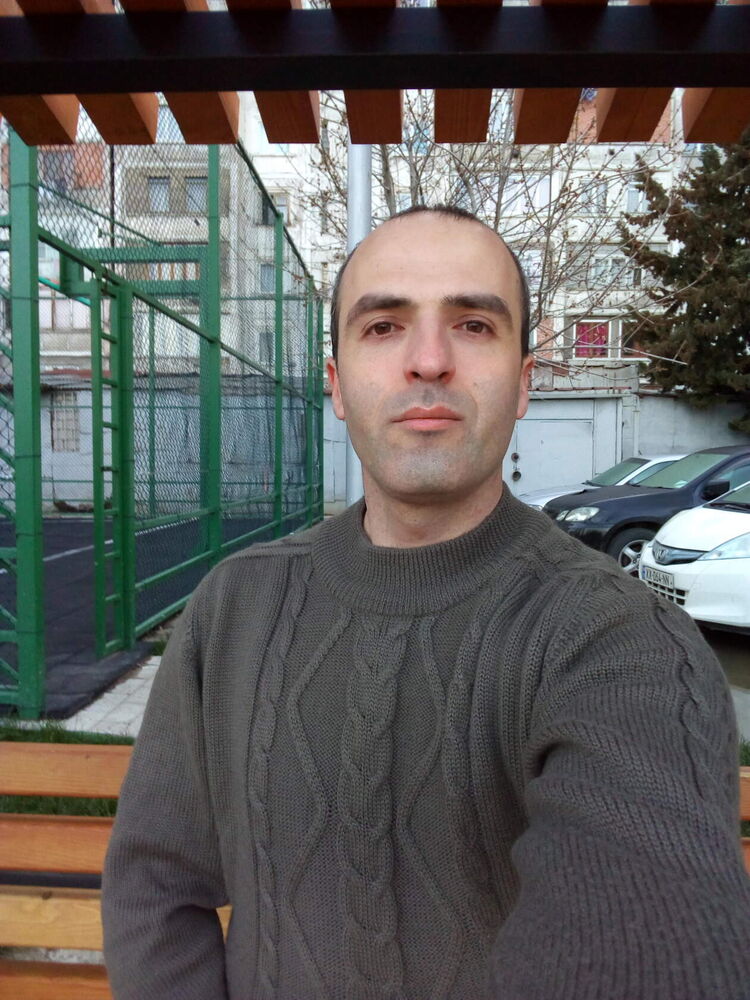  ,   Alexander, 42 ,   c 