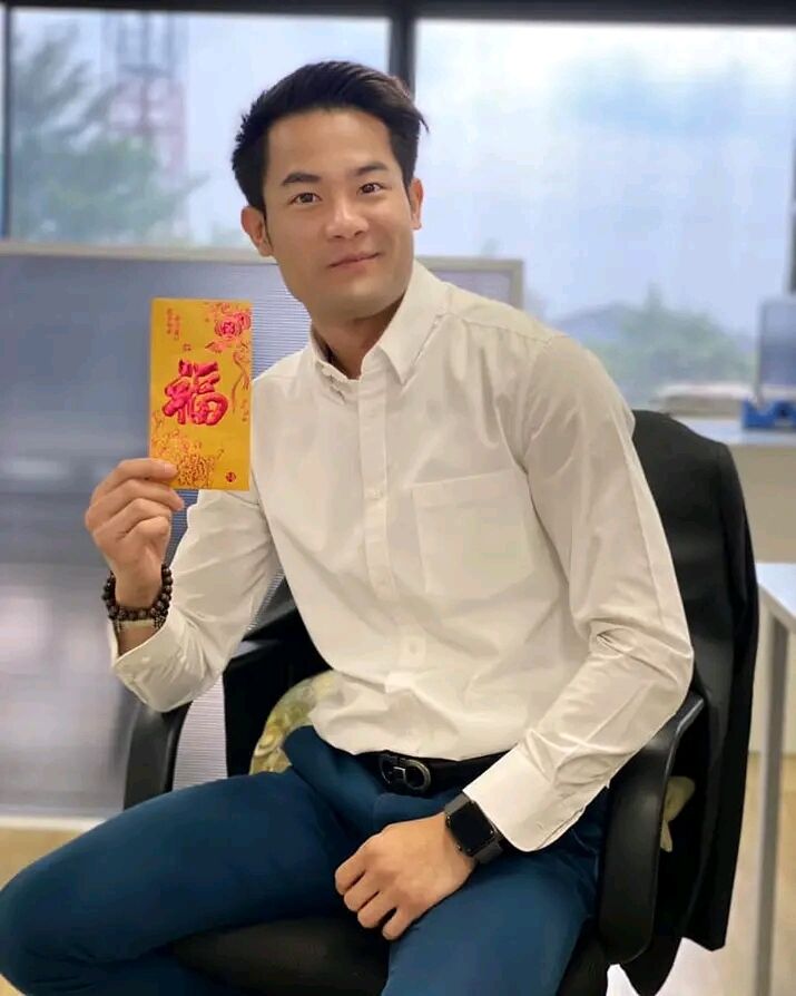  51948051  Wong Daniel, 41 ,    Frankfurt Am Main