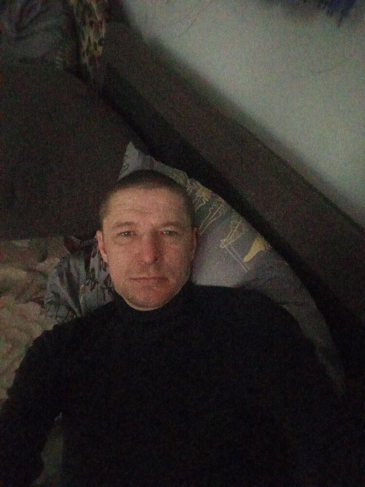  42238901  Alex, 42 ,    