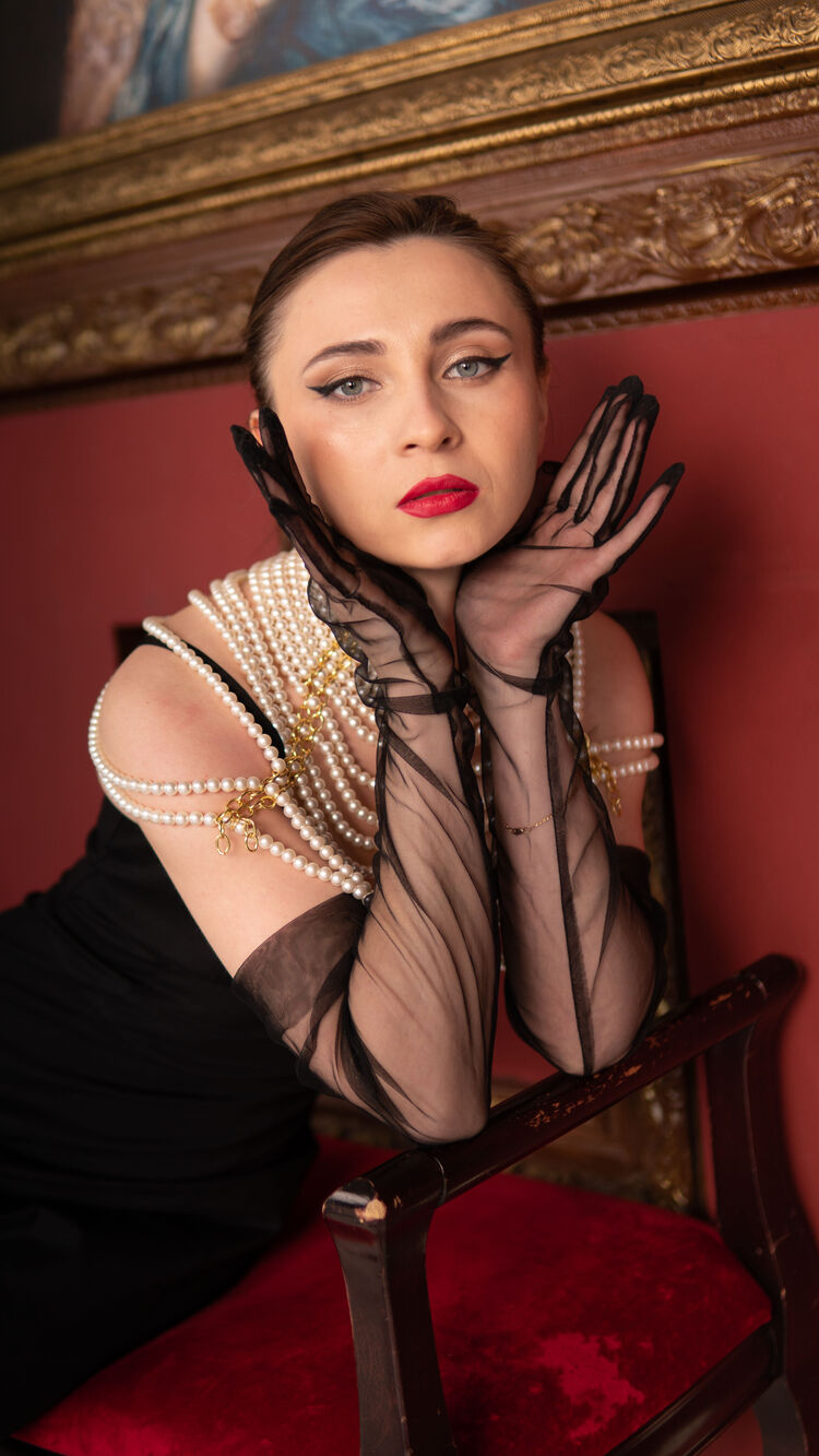  43434501  , 25 ,    -