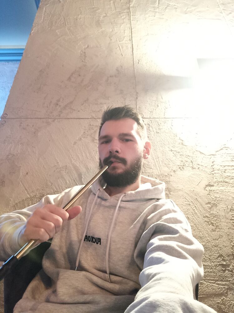  Warszawa,   Viktar, 27 ,   ,   