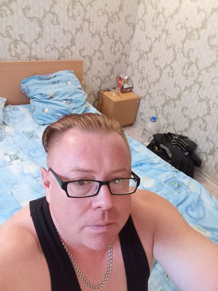  46276131  , 52 ,    